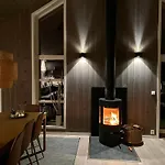 Perfect Base In Jølster With Stunning Views Of Jølstravatnet Feriehus