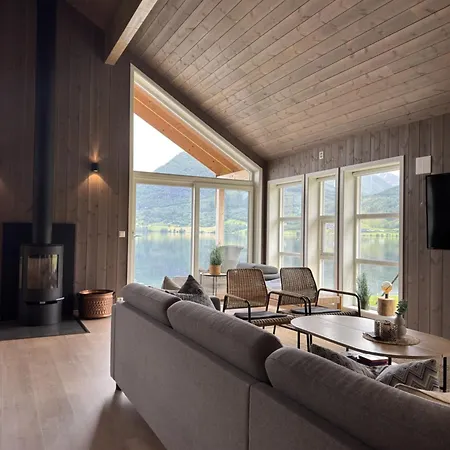Perfect Base In Jolster With Stunning Views Of Jolstravatnet Skei (Sogn og Fjordane)