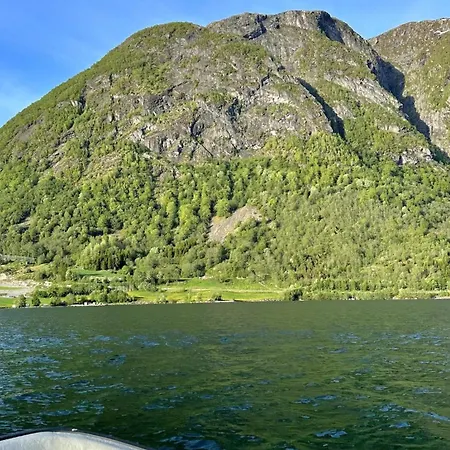 Vakantiehuis Perfect Base In Jolster With Stunning Views Of Jolstravatnet