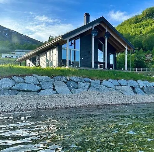 Holiday home Perfect Base In Jolster With Stunning Views Of Jolstravatnet Skei (Sogn og Fjordane)